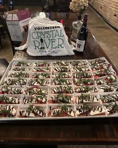 Picture of a table at Uncorked